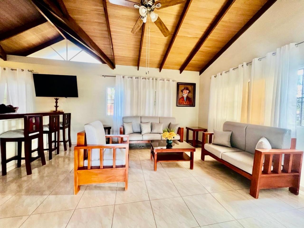 Oasis Dona Elena Villa Jarabacoa Exterior photo